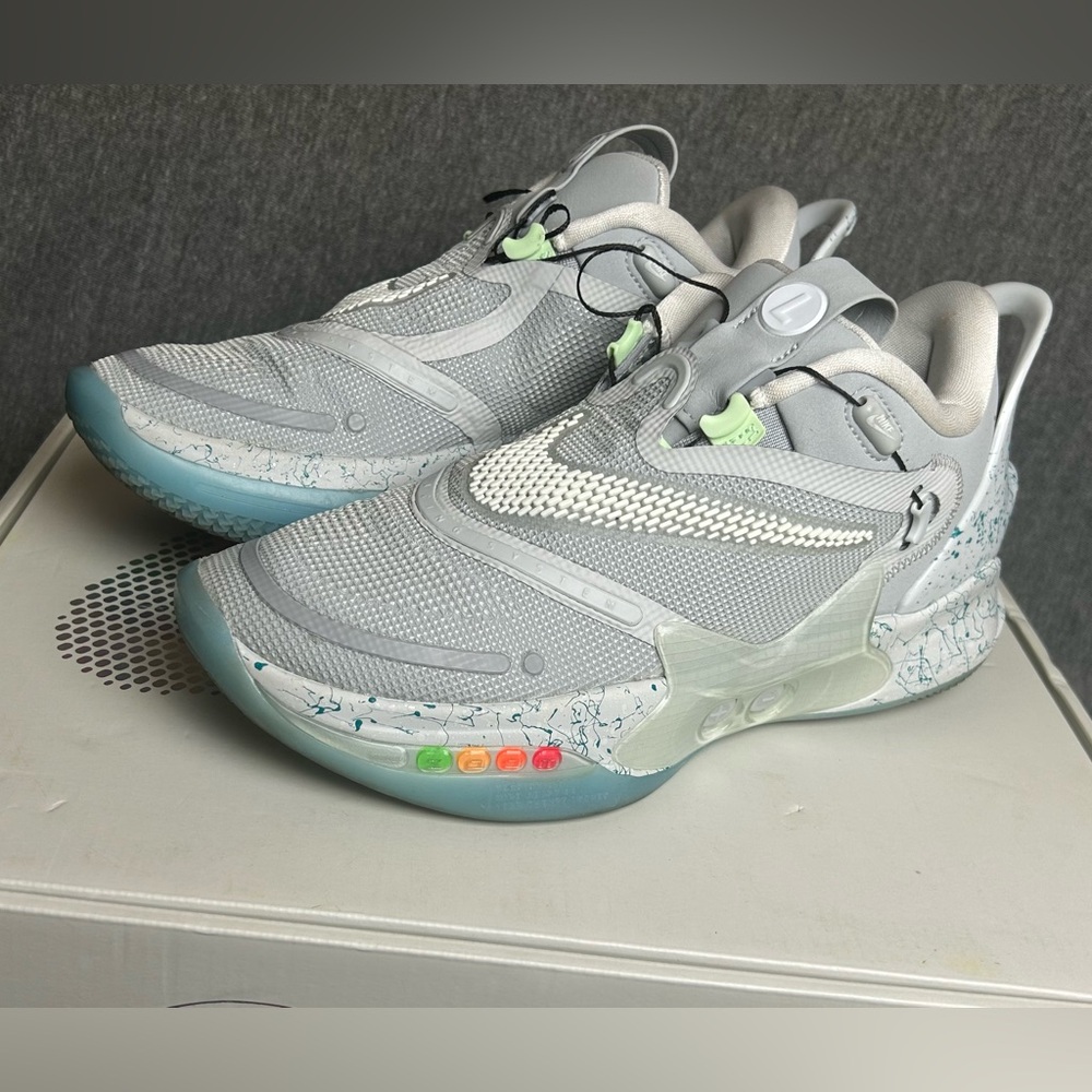 Nike Adapt BB 2.0 Mag in Wolf Grey/White Men’s Size 7/ Women’s 8.5